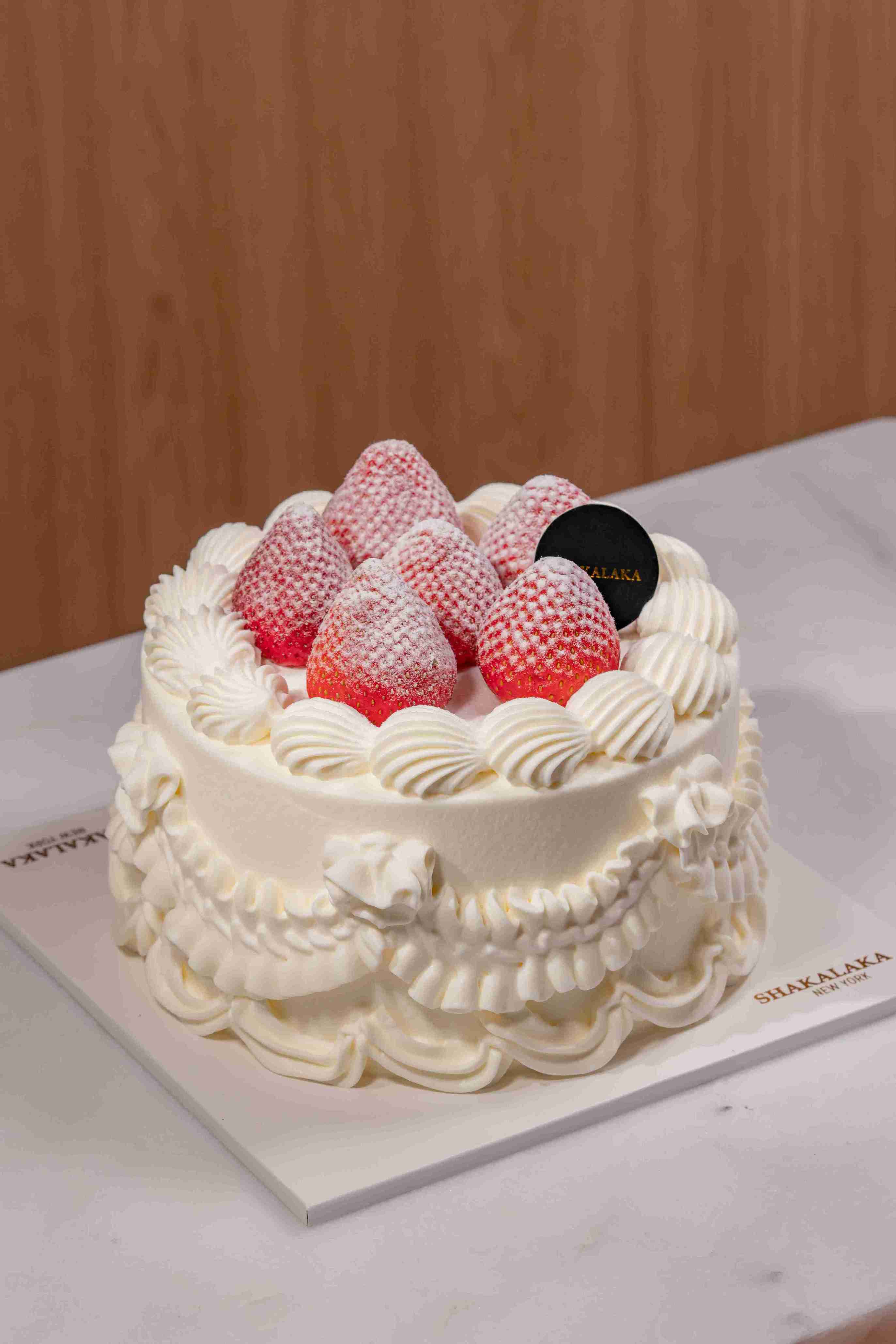 Classic Strawberry Cake