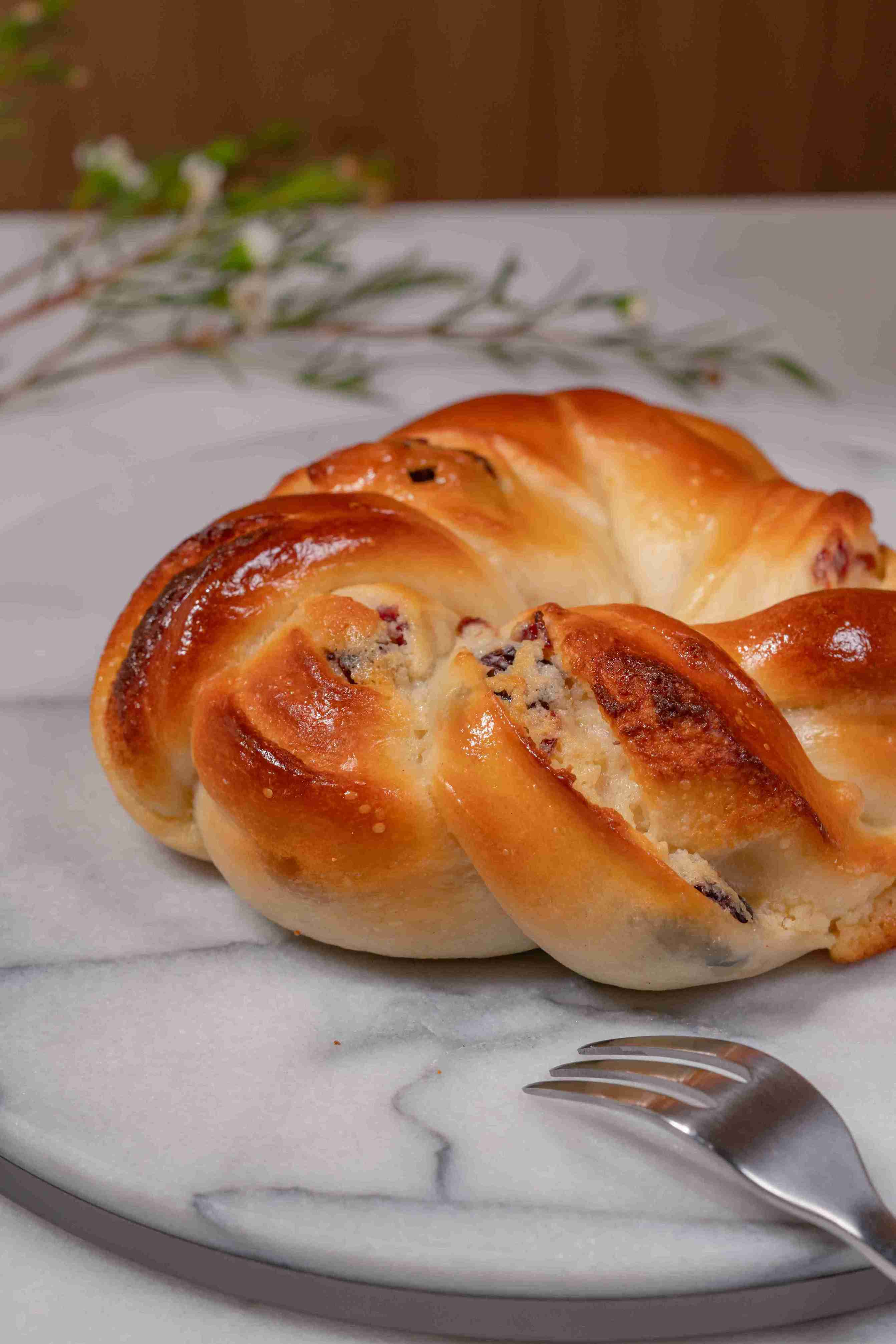 Cranberry Bun